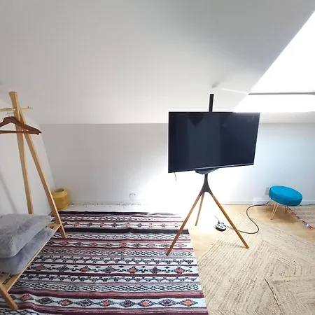 דירה Superb 80 M Duplex In Ideal Location מולהאוס