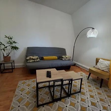 Apartment Superb 80 M Duplex In Ideal Location *